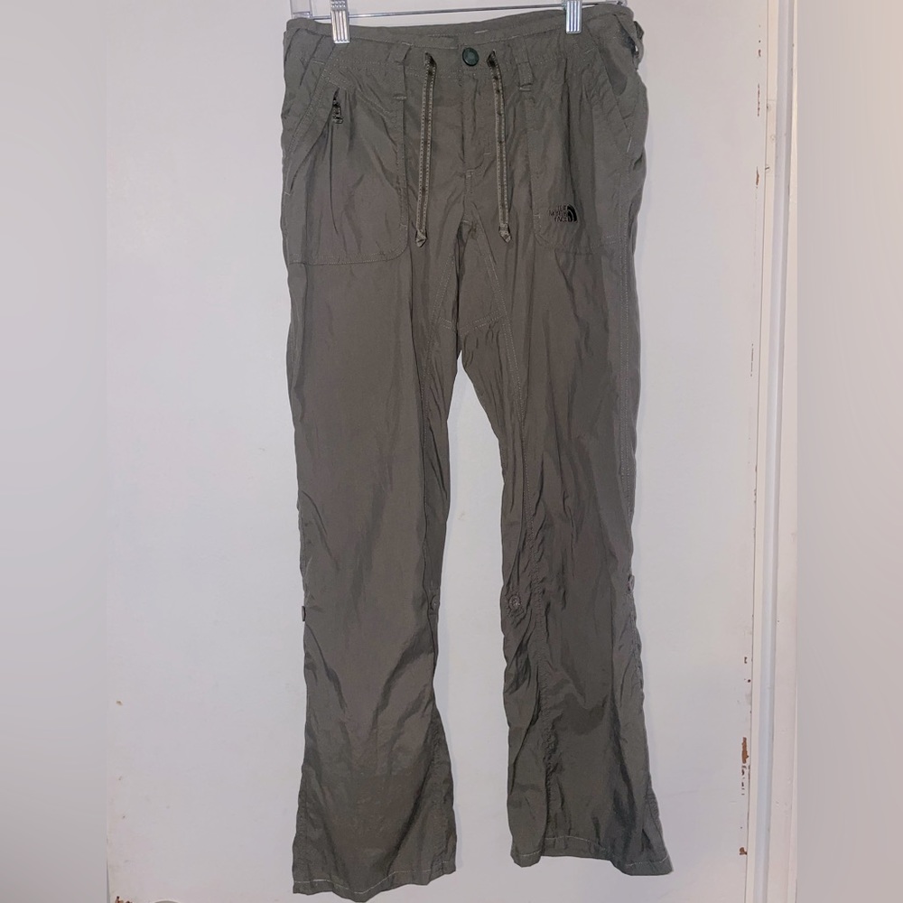 North Face Women’s hiking pants size 6